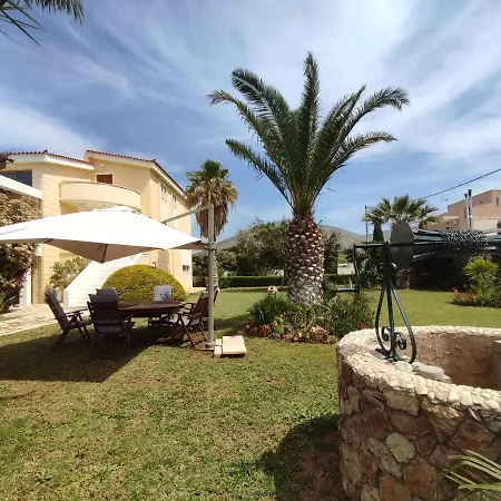 Seaside Lagonisi Villa
